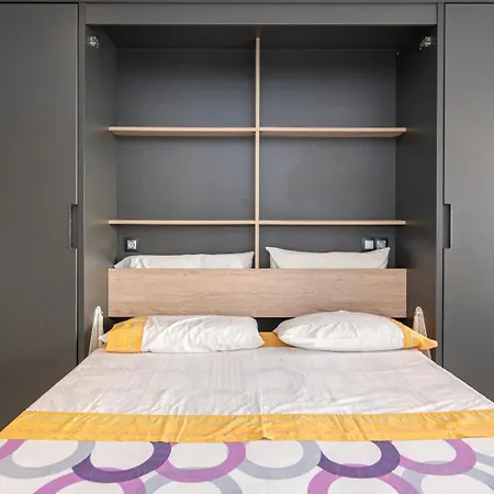 Damas 10c Διαμέρισμα Μπένιντορμ